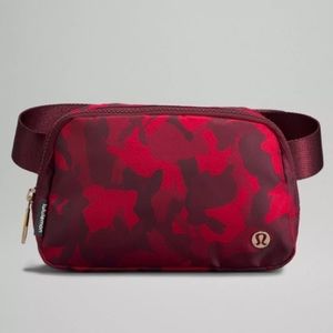 Lululemon Everywhere Belt Bag Lunar Year Red Rabbits 1L